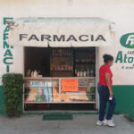 Farmacia Atoyac Atoyac de Álvarez, Guerrero, México